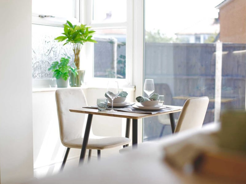 Staged to sell - creating a dining area