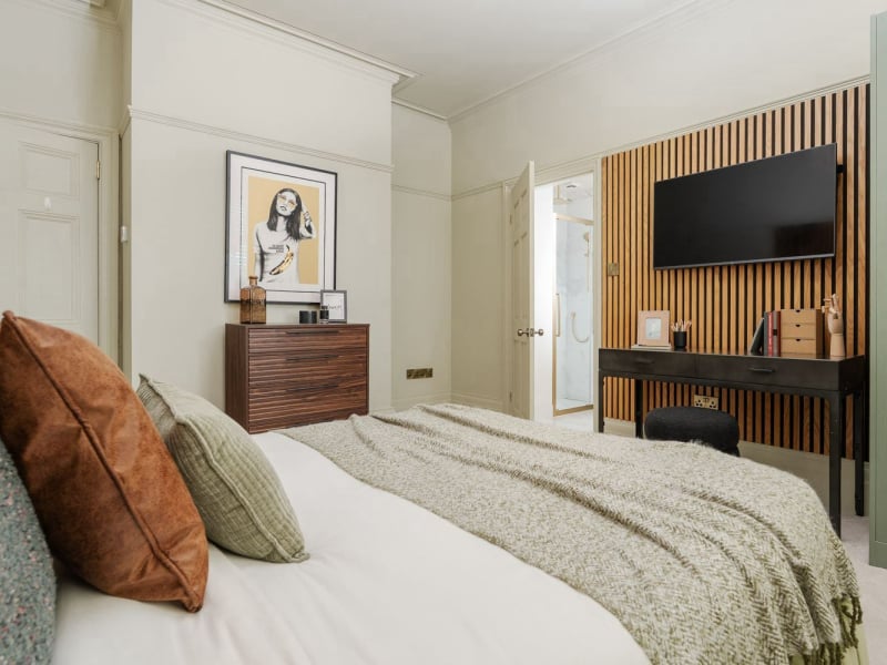 Bedroom staged to sell with furniture rental